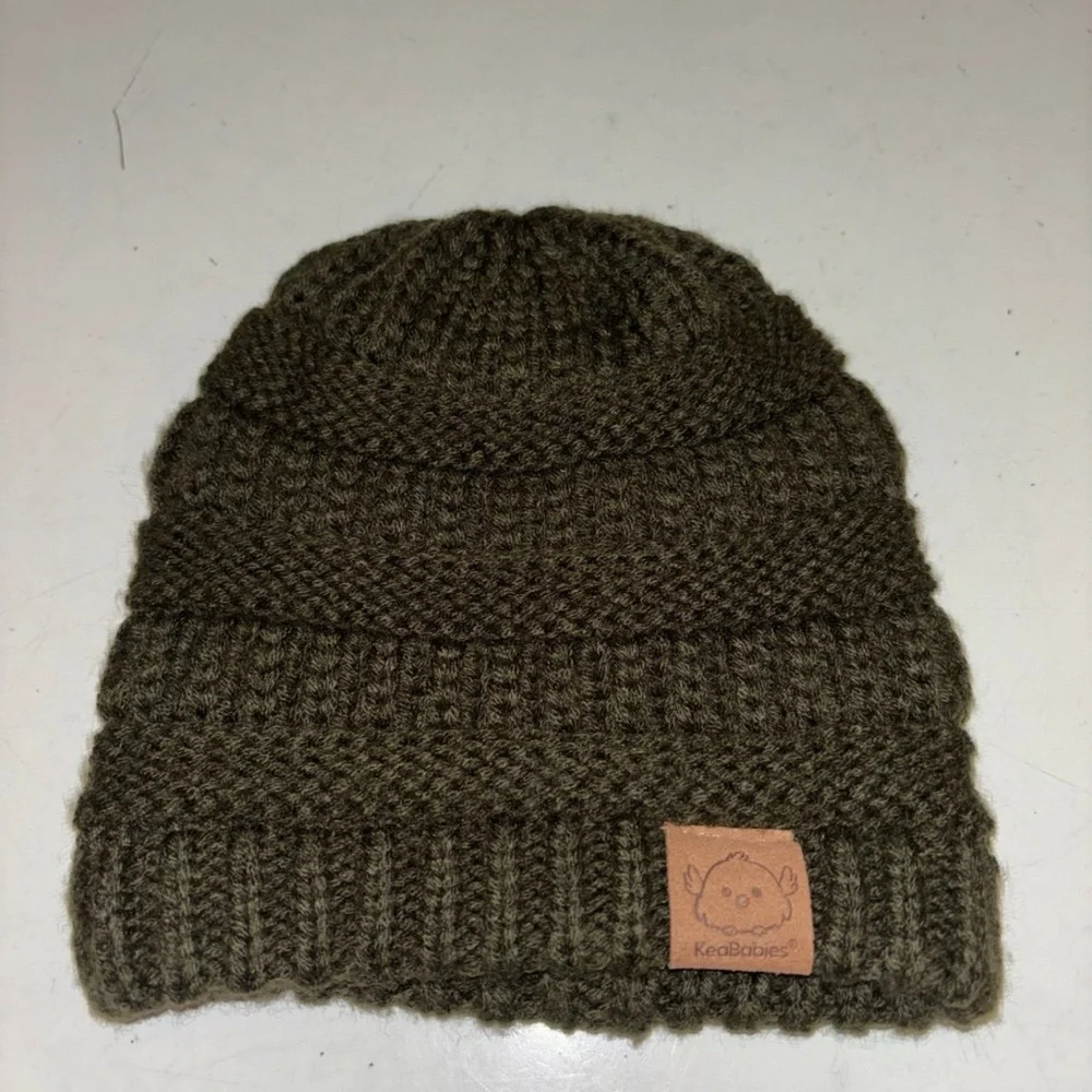KeaBabies green knitted hat